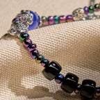 Pulsera de Ébano y Ágata Azul con Medalla de la Virgen y Crucifijo