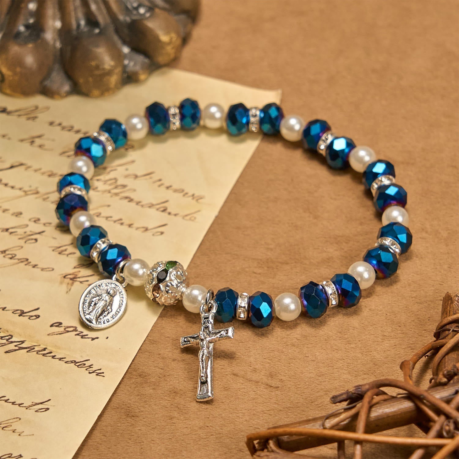 Pulsera Elástica Moderna de Cristal Transparente con Crucifijo y Medalla Milagrosa