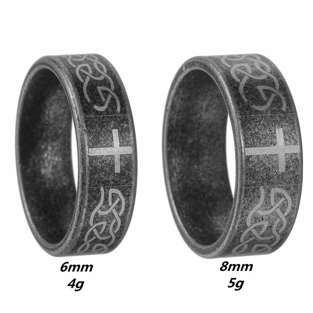 Anillo Artesanal Envejecido de Plata 925 con Nudo Celta y Cruz: Expresión de Identidad de Fe