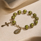 Pulsera de Cuentas Verdigris Mate con Medalla de San Benito de Bronce y Crucifijo