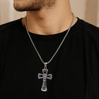 Collar de Fe "Hijo de Dios": Compañero Firme para Días de Fe