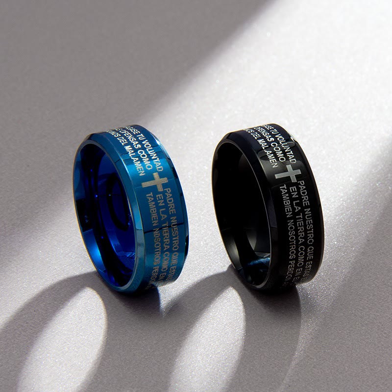 Anillo Tricolor de 8 mm con Versículo Santo y Motivo de Cruz Estilo Minimalista