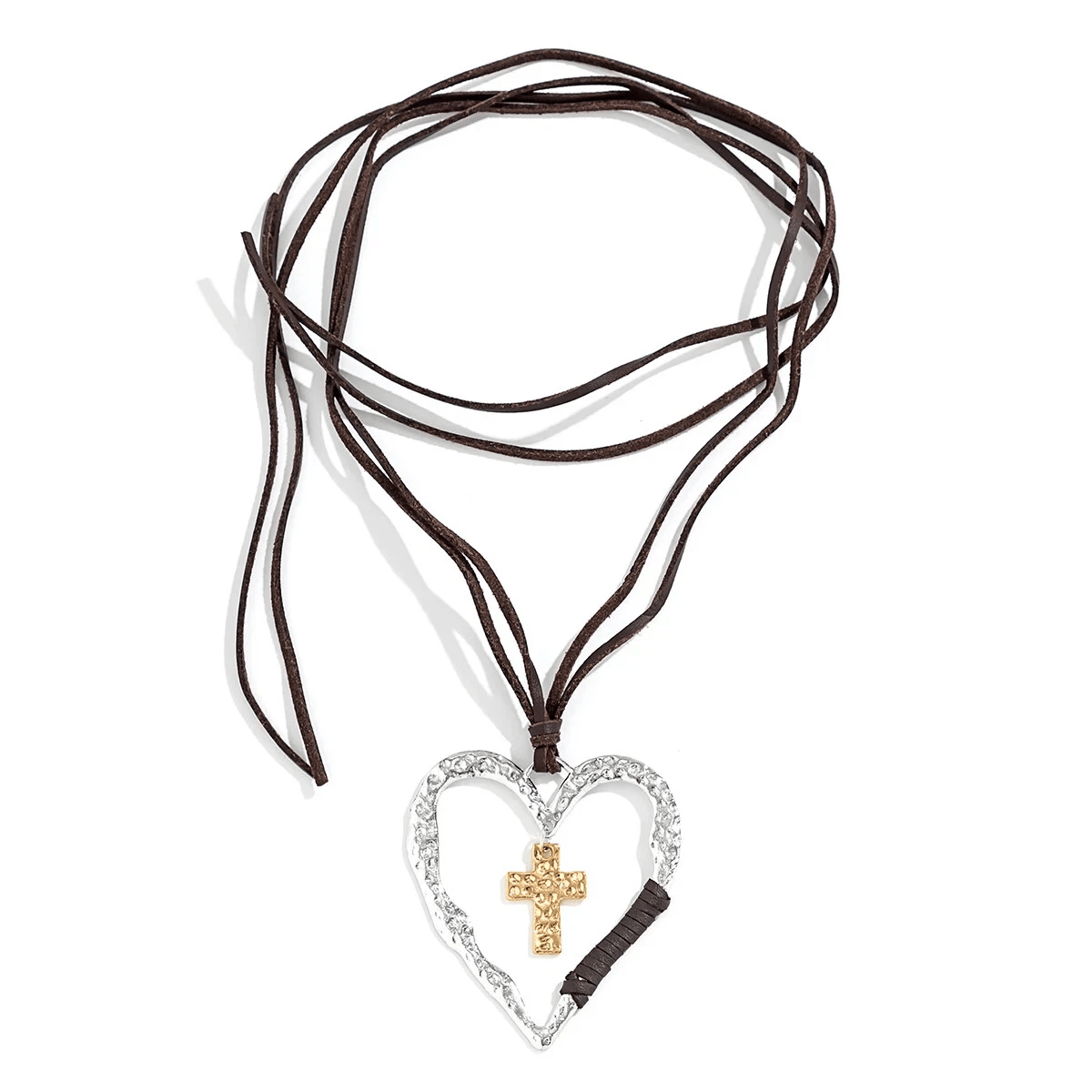Collar Bohemio con Marco de Corazón Texturizado, Dije de Cruz y Cordón de Cuero