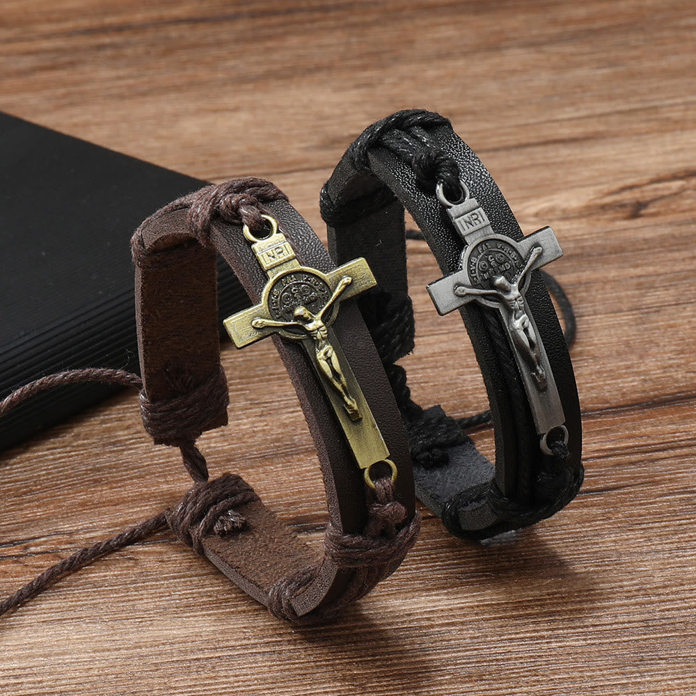 Pulsera Ajustable Clásica de Cuero Café o Negro con Crucifijo