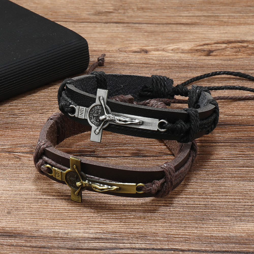 Pulsera Ajustable Clásica de Cuero Café o Negro con Crucifijo