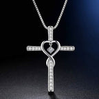 Collar de Cruz con Piedra del Mes y Diseño de Corazón con Detalles Brillantes