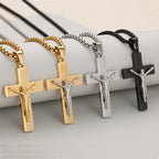 Collar Crucifijo Elegante, Símbolo de Devoción, Disponible en Cuatro Tonos