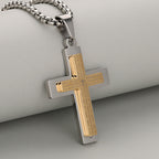 Collar de Cruz Tricolor Minimalista que Encarna la Fe y la Sencillez