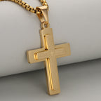 Collar de Cruz Tricolor Minimalista que Encarna la Fe y la Sencillez