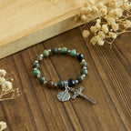 Pulseras Espirituales de Inspiración Rosario en Tonos Tierra con Crucifijo y Cruz de Jerusalén