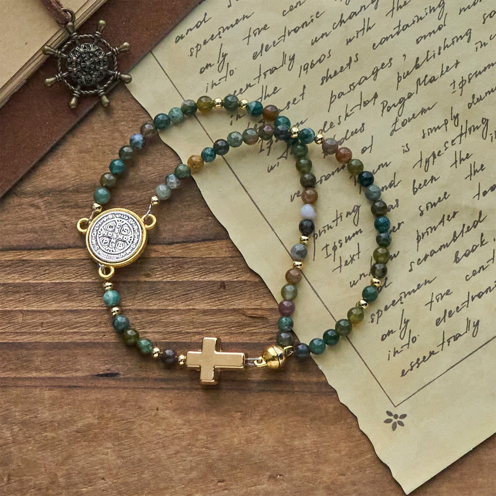 Pulseras Rosario Artesanales en Tonos Tierra con Cruz y Dije de San Benito