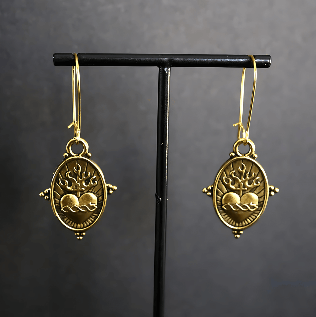 Aretes Colgantes del Sagrado Corazón Estilo Vintage: Joyería de Fe y Devoción VIP