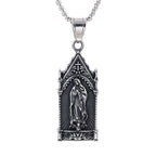 Collar de Plata Antigua de la Virgen María en Marco de Catedral Gótica