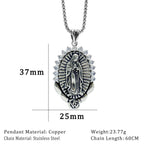 Collar con Dije de la Virgen: Halo Sagrado y Símbolo de Rosa