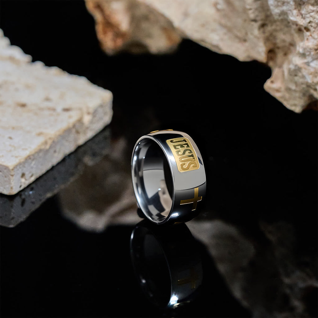 Anillo Bendecido con Símbolo JESÚS y Cruz Dorado en Dos Tonos