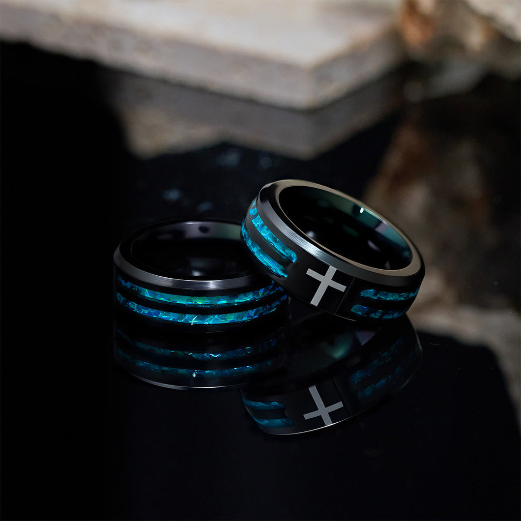 Anillo Moderno de Cruz en Acero de Titanio con Incrustación Azul Láser: Serenidad en Cristo