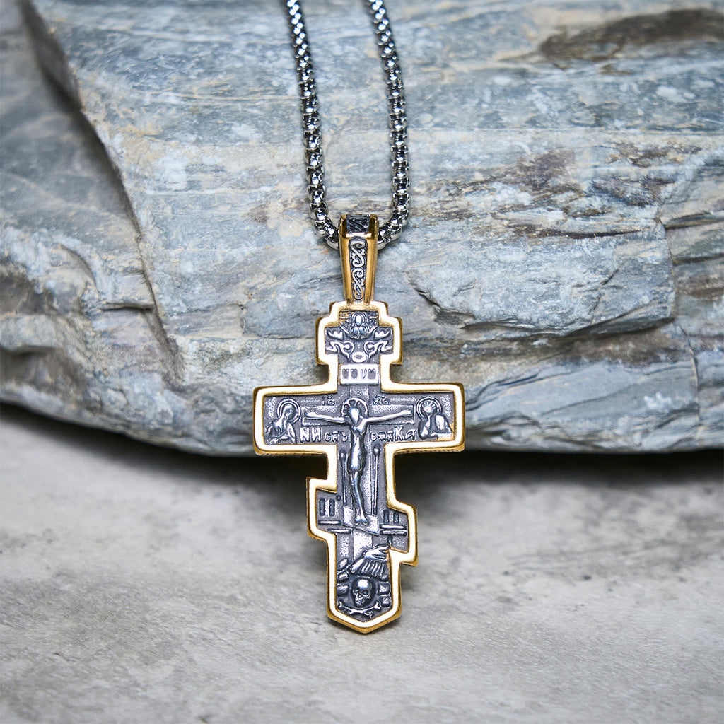 Collar Crucifijo Ortodoxo en Dos Colores con Profundo Significado Espiritual