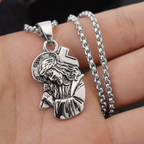 Collar Clásico con Dije de Cruz de Jesús con Corona de Espinas: Alma y Bendición
