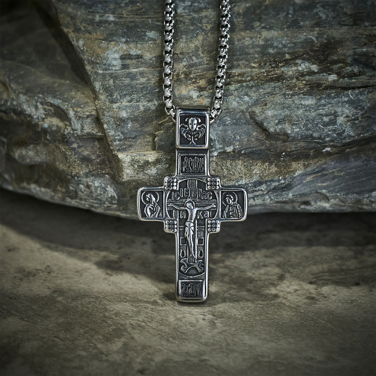 Collar Vintage de Acero de Titanio con Cruz Ortodoxa Sagrada y Escritura Religiosa
