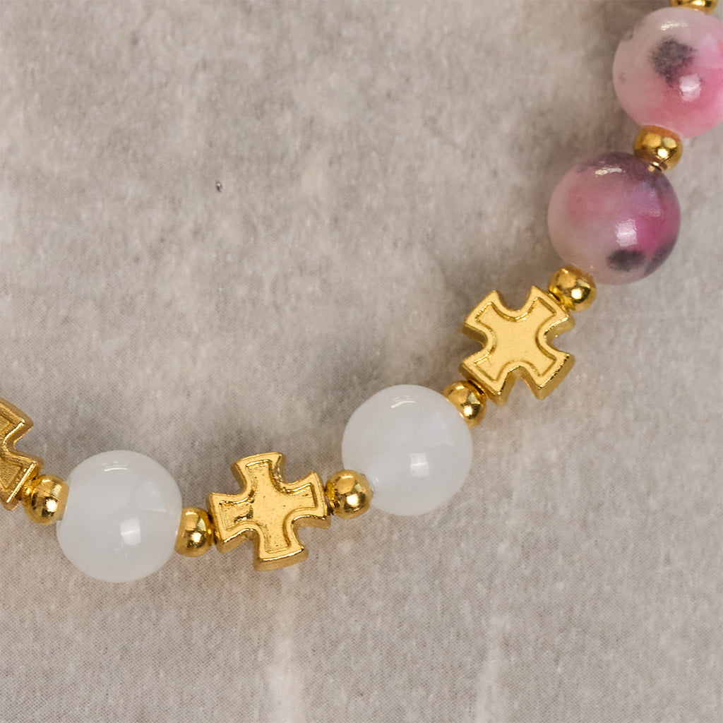 Pulsera Elegante de Cuentas de Jade Rosa Persa y Negro de 8 mm con Cruz Antigua