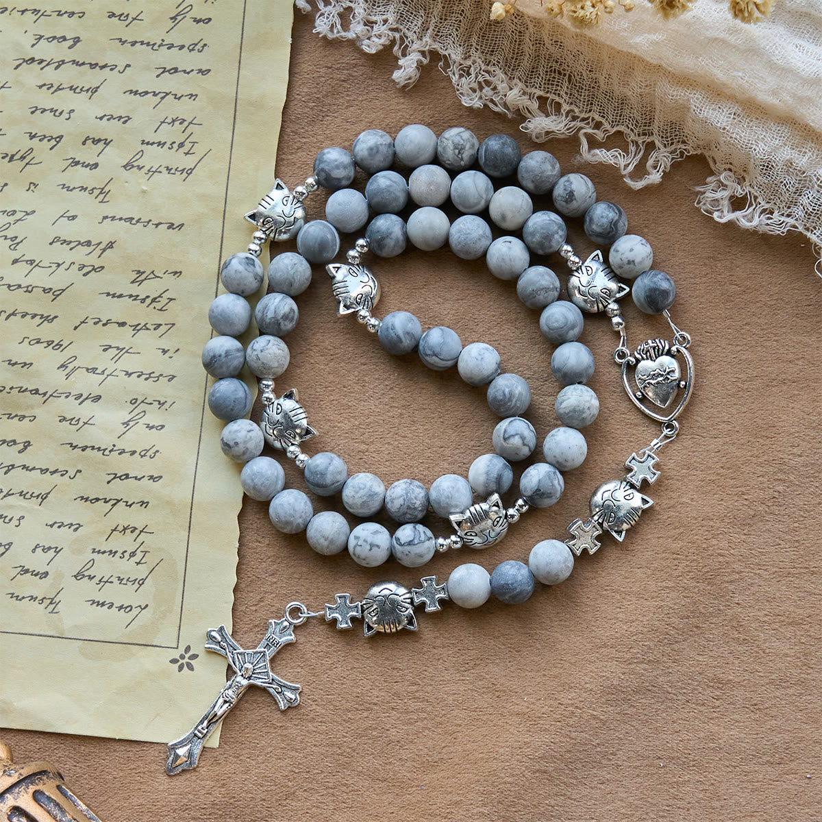 Rosario de Oración Gato Atigrado Gris: Pulsera por los Gatos Callejeros, Rosario Animal