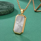 Collar Elegante de Cruz en Dos Tonos: Cuatro Diseños Inspirados en la Fe