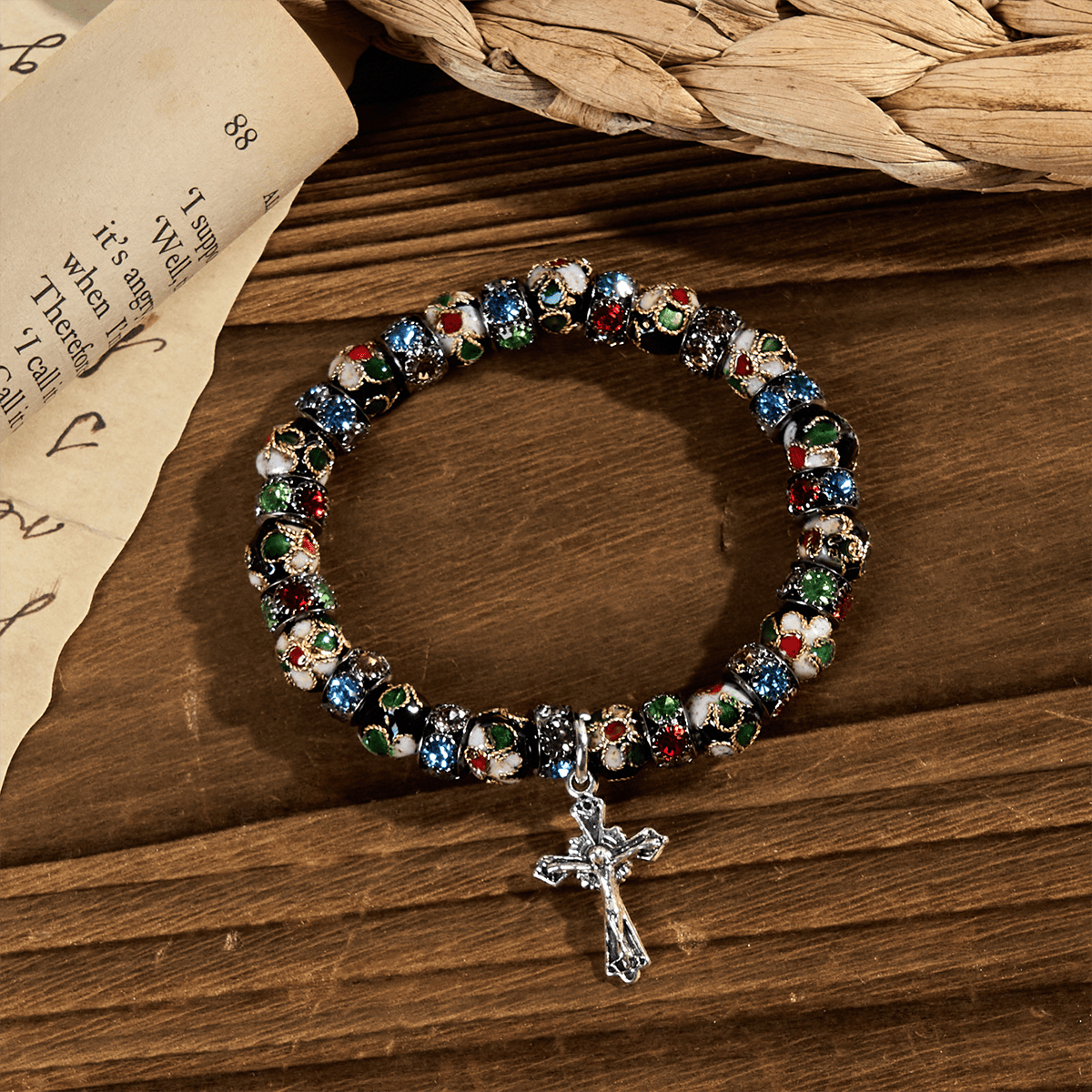 Pulsera de Fe Eterna con Cuentas Artesanales de Cloisonné: Testimonio de la Presencia de Cristo