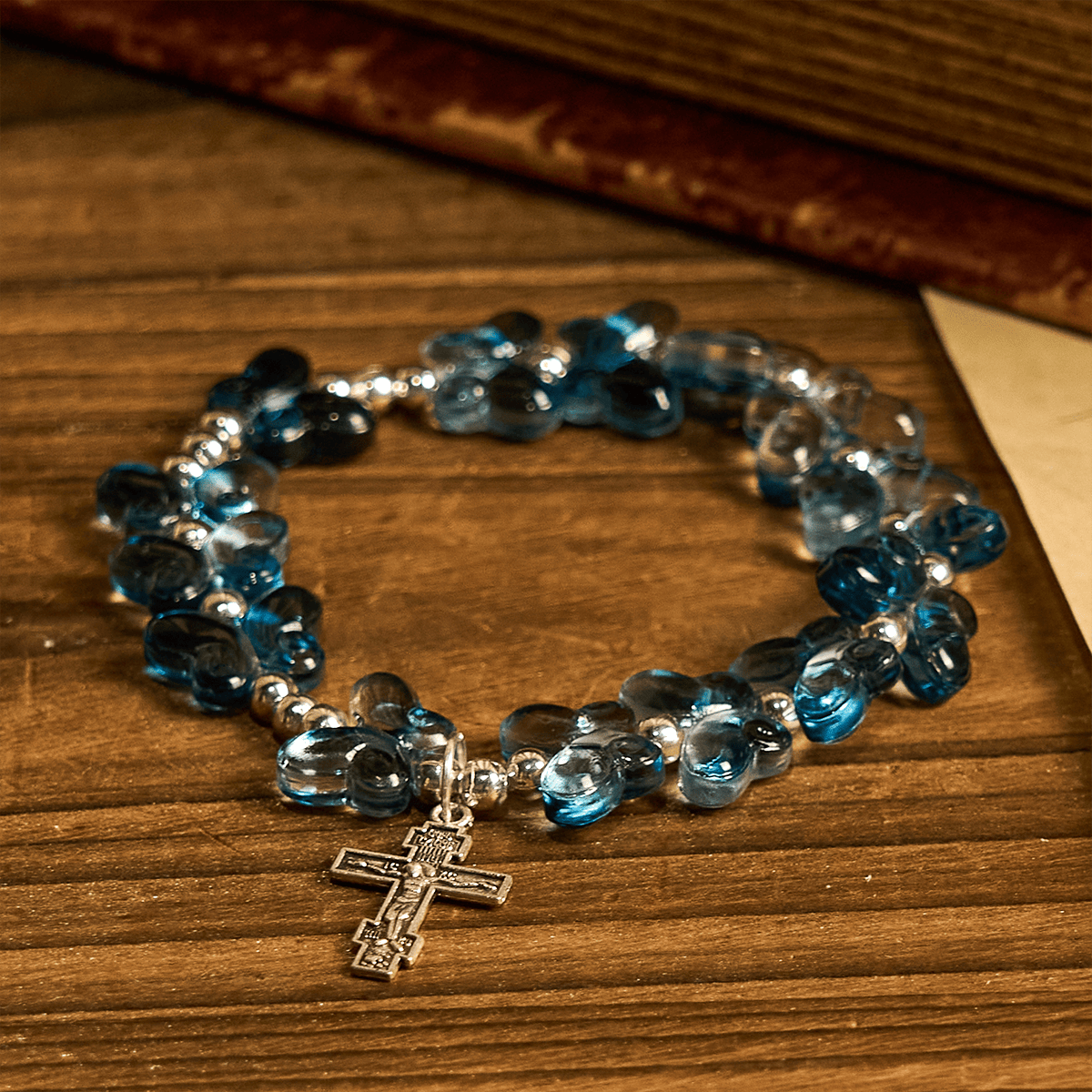 Pulsera de Oración Mariposa Azul Brillante "Alas de Devoción"