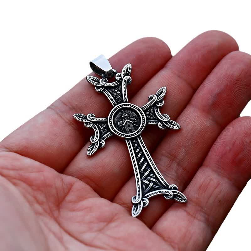 Collar con Dije de Cruz Armenia con Nudo Celta de la Iglesia Ortodoxa