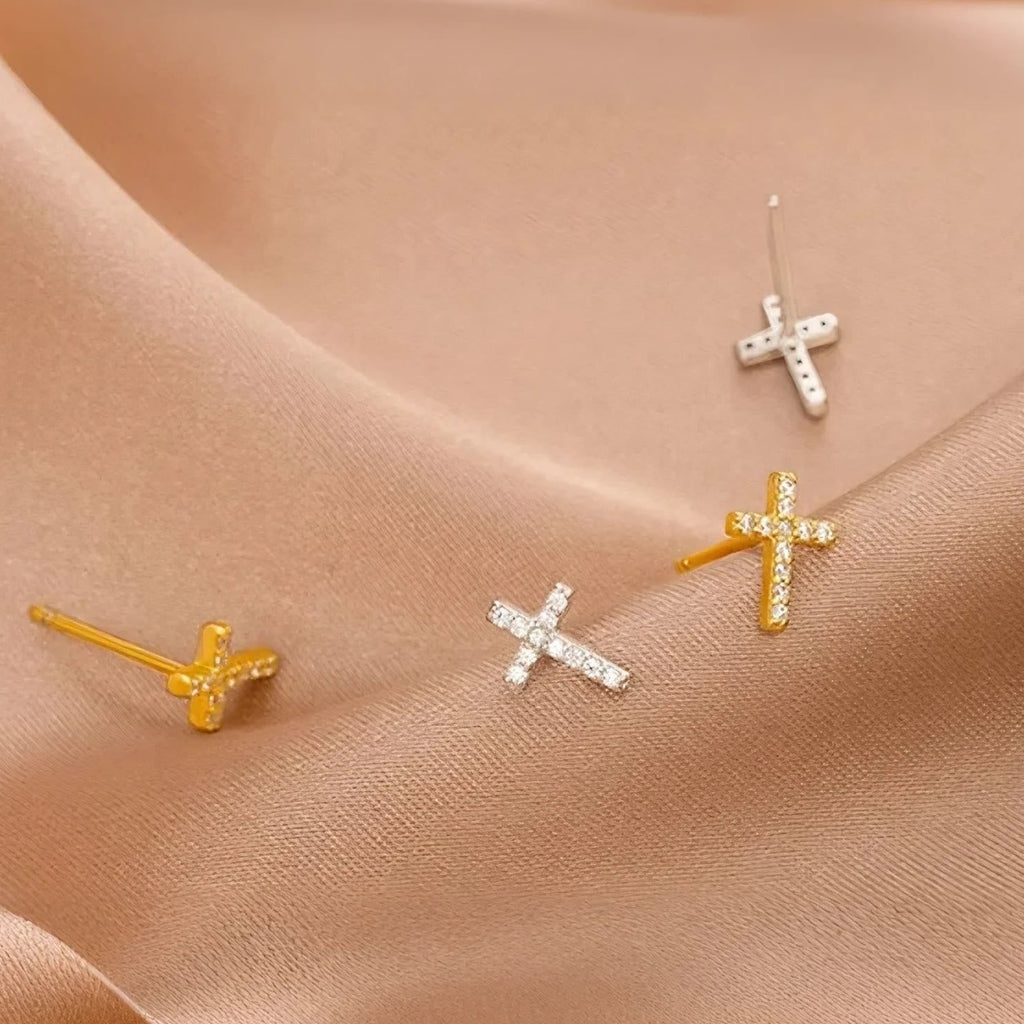 Aretes Minimalistas de Cruz de Fe en Plata S925 Bicolor VIP