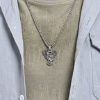 Collar con Dije de Ángel Guerrero Multicolor Estilo Urbano