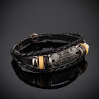 Pulsera Artesanal de Cuero Trenzado con Inscripción Salmo 18:2