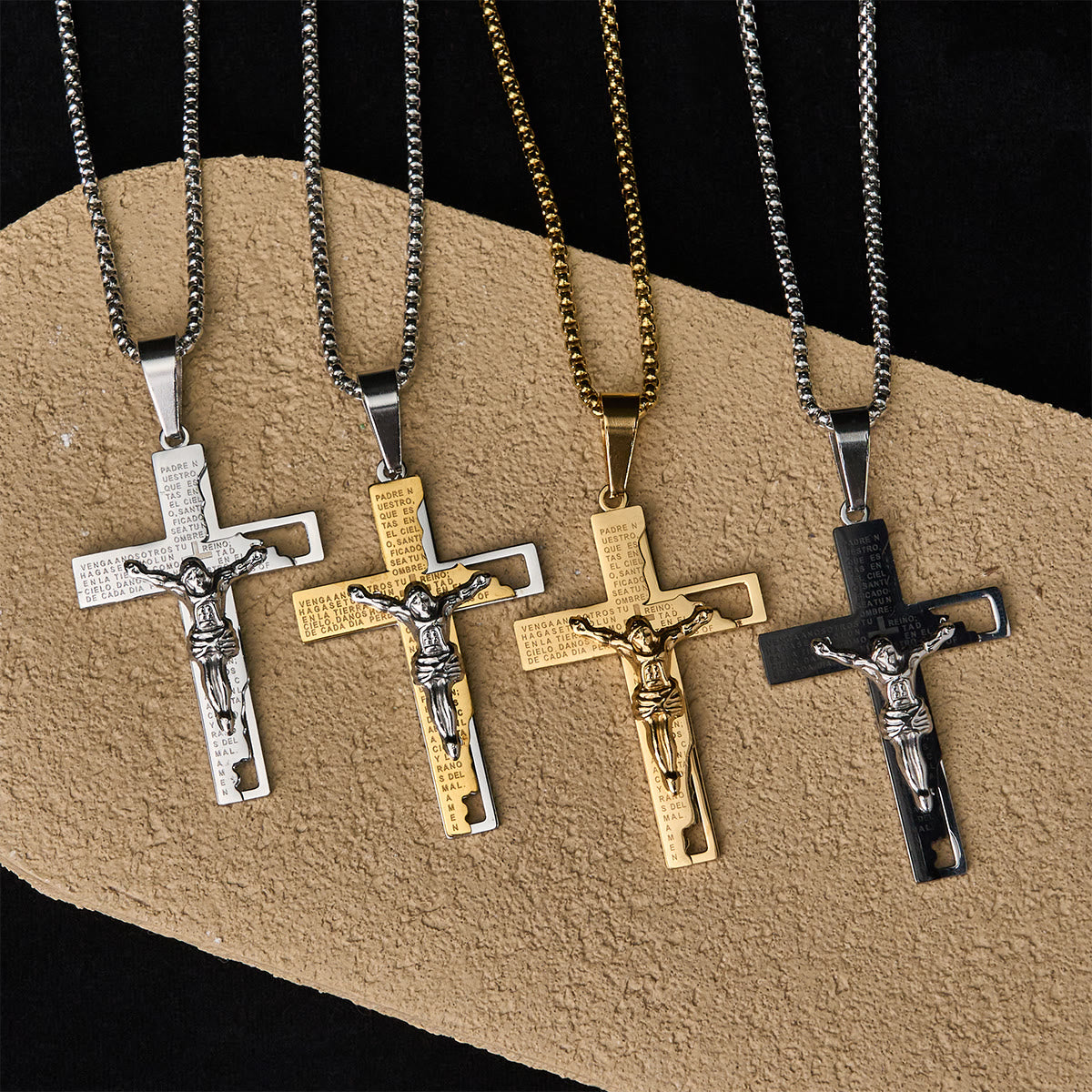 Collar con Crucifijo e Inscripción del Padre Nuestro: Guarda Mis Pasos