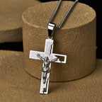 Collar con Crucifijo e Inscripción del Padre Nuestro: Guarda Mis Pasos