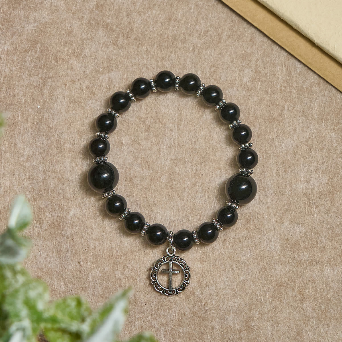 Pulsera de Obsidiana Negra "Armadura Espiritual" con Dije de Cruz: Ora sin Miedo