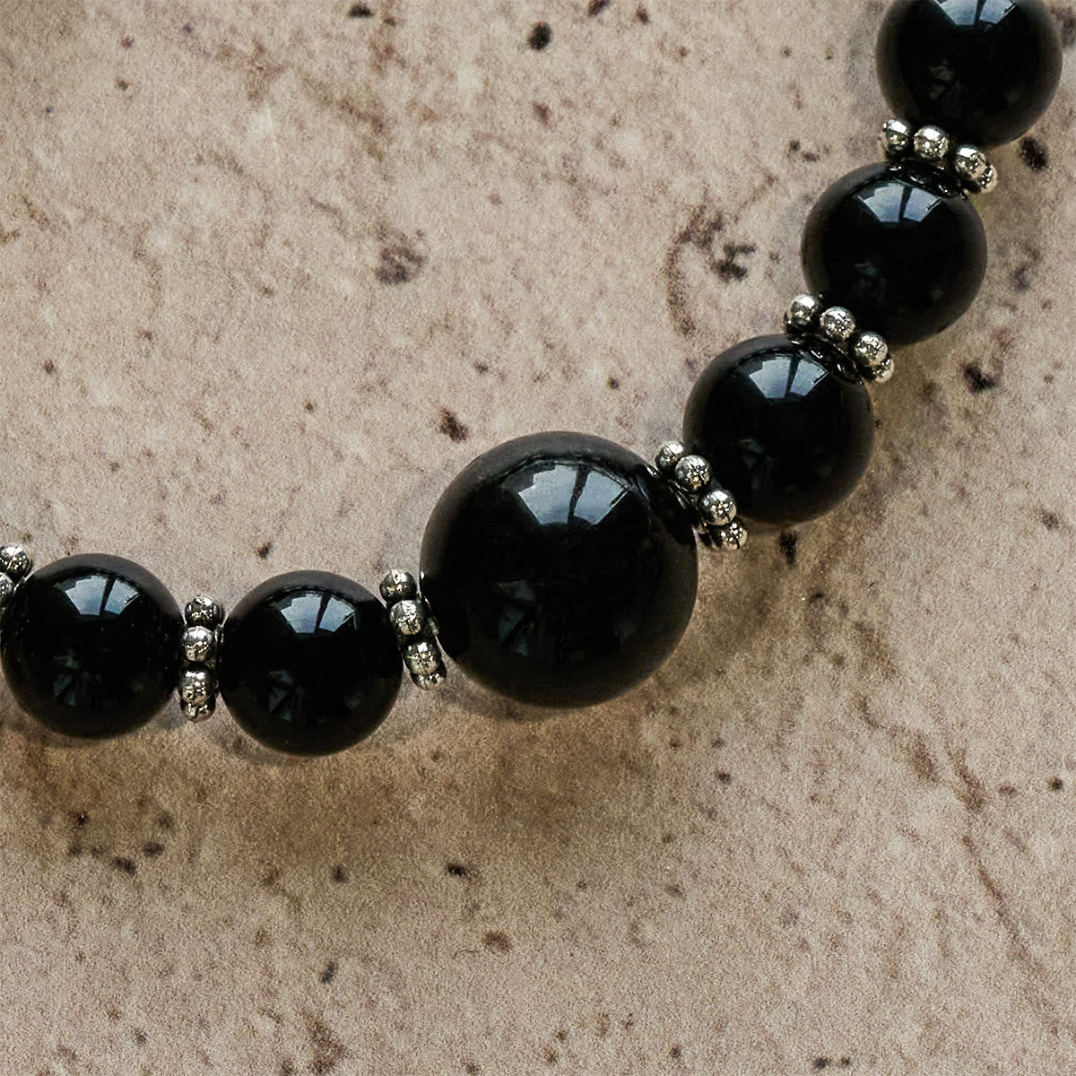 Pulsera de Obsidiana Negra "Armadura Espiritual" con Dije de Cruz: Ora sin Miedo