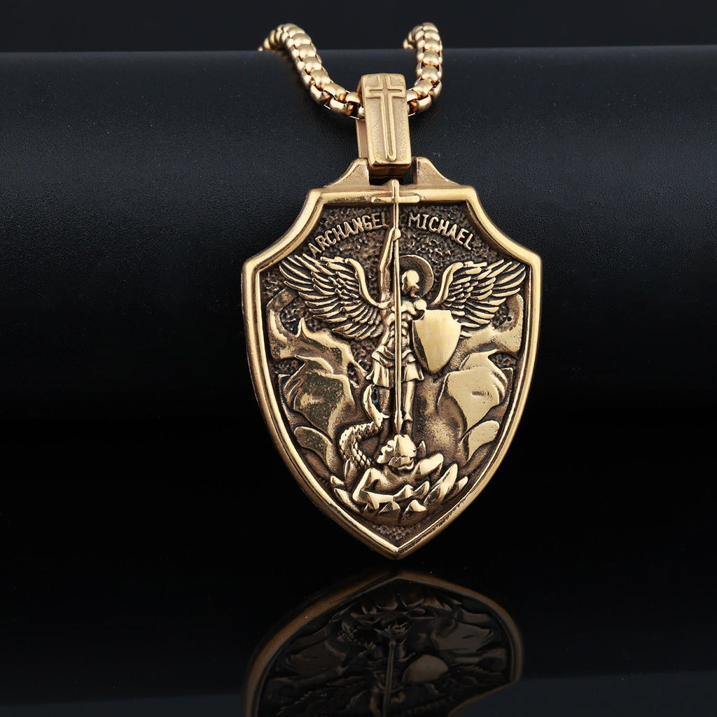 Collar con Dije Escudo de San Miguel Arcángel: Fe y Protección para el Día a Día