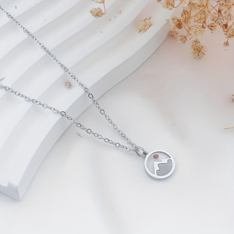 Collar Minimalista de Semilla de Mostaza y Montaña: Expresión de Fe Diaria