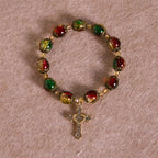 Pulsera de Cuentas de Cristal Rojo, Verde y Oro de Navidad: La Fe que Brilla