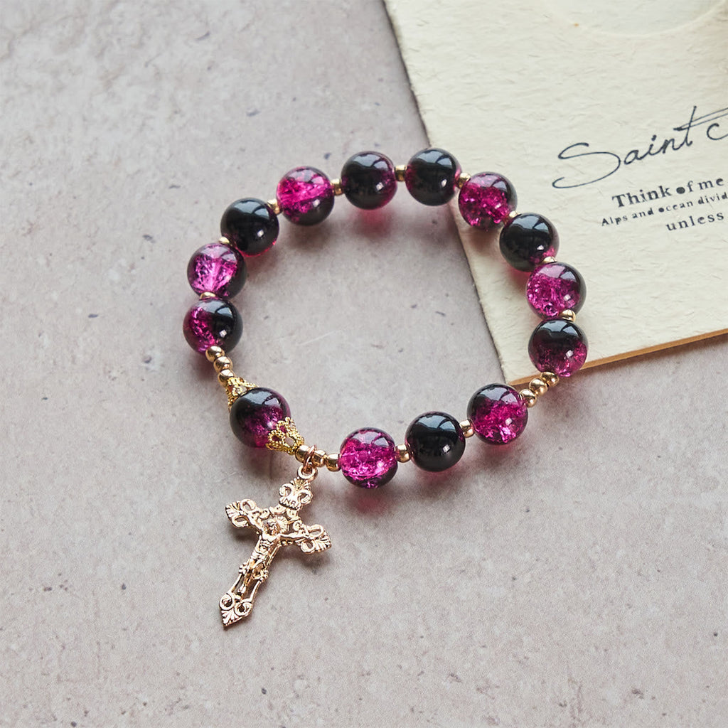 Pulsera de Cuentas de Cristal Negro y Rosa "Gracia y Fuerza" con Cruz Dorada