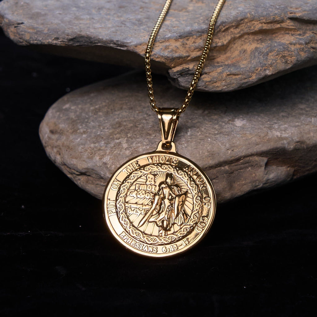 Collar con Dije "Armadura de Dios": Protección Espiritual y Devoción Eterna