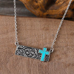 Collar con Dije de Barra de Cruz de Turquesa: Fe del Oeste y Devoción Artística