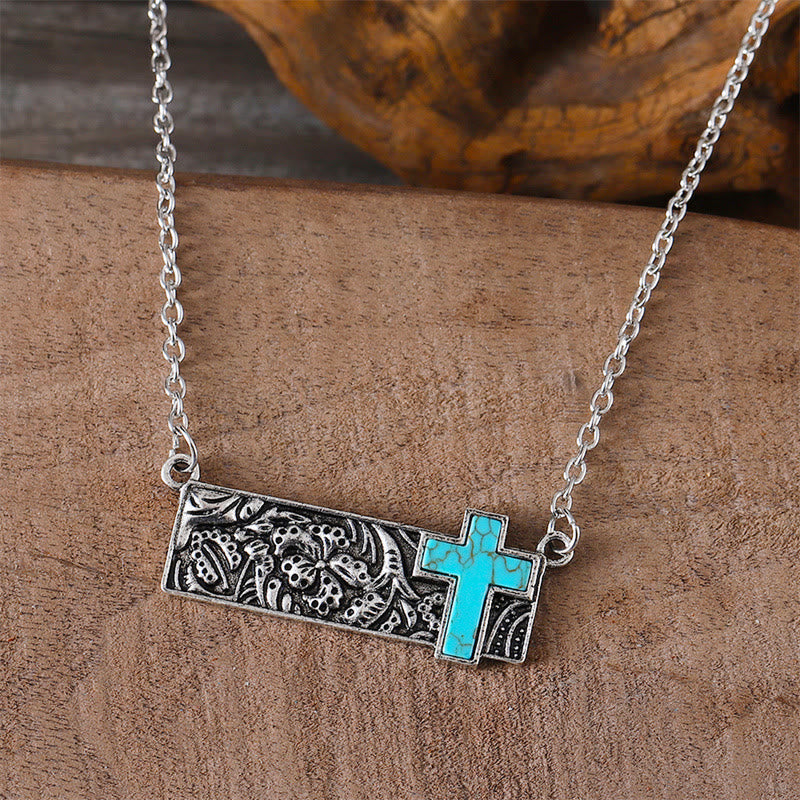 Collar con Dije de Barra de Cruz de Turquesa: Fe del Oeste y Devoción Artística
