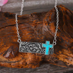 Collar con Dije de Barra de Cruz de Turquesa: Fe del Oeste y Devoción Artística