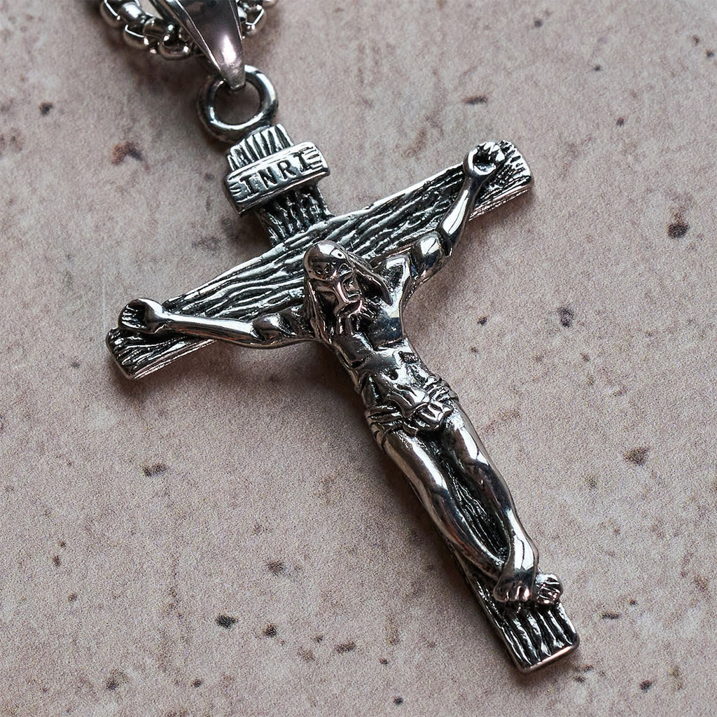 Collar con Dije Crucifijo de Joyería