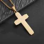 Collar con Dije de Cruz con Escritura: Versículo Bíblico y Devoción Fiel