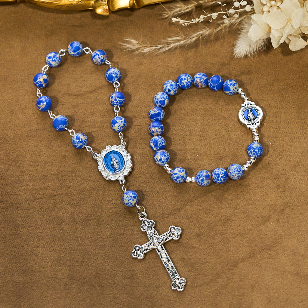 Rosario y Pulsera de Una Decena de Cuentas Azul Rey: Gracia Guiada por la Mano de María