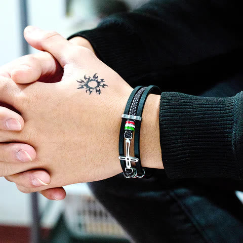 Pulsera de Cuero con Cruz: Fe con Carácter y Devoción con Estilo para el Día a Día