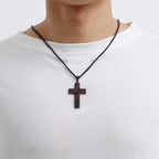 Collar de Cruz con Costura de Béisbol: Devoción Atlética y Frase Inspiradora