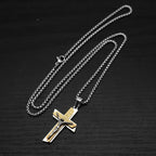 Collar Adorno Crucifijo: Símbolo Espiritual y Elegancia Artesanal